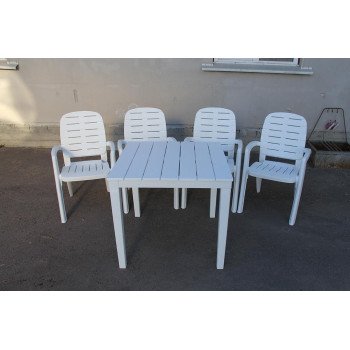 Комплект пластиковой мебели Прованс (квадратный), цвет белый Комплект пластиковой мебели Прованс (квадратный), цвет белый